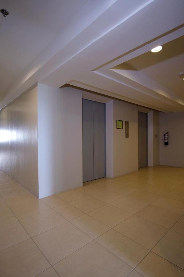 Spacious 2 Bedroom Condo Unit For Rent Iloilo Eksteriør bilde